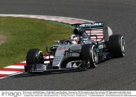Motorsports: FIA Formula One World Championship WM Weltmeisterschaft 2015, Grand Prix of Japan, 44 Lewis Hamilton (GBR, Mercedes AMG Petronas Formula One Team), xHOCHxZWEIx