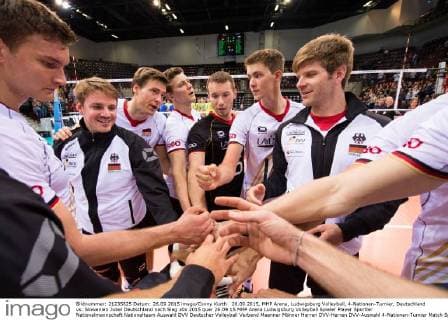 26.09.2015, MHP Arena, Ludwigsburg Volleyball, 4-Nationen-Turnier, Deutschland vs. Slowenien Jubel Deutschland nach Sieg