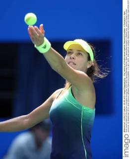 Ana Ivanovic of Serbia serves against Alexandra Dulgheru of Romania in their first round match of the women s singles during the 2015 WTA Tennis Damen Wuhan Open tennis tournament in Wuhan city, central China s Hubei province, 28 September 2015. Ana Ivanovic defeated Alexandra Dulgheru 2-0 (6 1, 6 3). Ana Ivanovic defeats Alexandra Dulgheru at Wuhan Open  20150928_11100