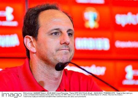 Treino SPFC SAO PAULO, Brazil - 09 28 2015: TRAINING SPFC - Rogerio Ceni during a press conference PK Pressekonferenz after training the SPFC held in CCT Barra Funda in the West Region of. (Photo: Mauricio Rummens FotoArena)  Maur?cioxRummens