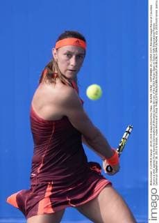 WUHAN, CHINA - SEPTEMBER 28: (CHINA OUT) Mariana Duque-Marino of Columbia returns a shot against Anna Karolina Schmiedlova of Slovakia during day two of the 2015 Wuhan Open at Optics Vally International Tennis Center on September 28, 2015 in Wuhan, Hubei Province of China.  CFP473574246 