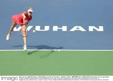 WUHAN, CHINA - SEPTEMBER 28: (CHINA OUT) Alison Riske of the United States serves to Sloane Stephens of the United States during day two of the 2015 Wuhan Open at Optics Vally International Tennis Center on September 28, 2015 in Wuhan, Hubei Province of China.  CFP473574279 
