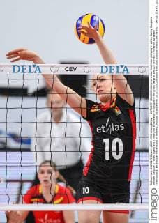 - ANTWERP, BELGIUM: Belgium s Lise Van Hecke pictured in action during the game between Belgium s Yellow Tigers and Turkey, the third match in Group B in the group stage of the CEV Women s Volleybal European Championship EM Europameisterschaft in Antwerp, Monday 28 September 2015. LUCxCLAESSEN  x04710227x