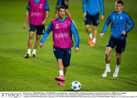 Aktuell Fußball, Champions League, Real Madrid Training , 150929 Real Madrids Cristiano Ronaldo och Toni Kroos under en träning before UEFA Champions League 2015 2016 match between Malmö FF and Real Madrid.  Copyright: PETTERxARVIDSON BB150929PA153