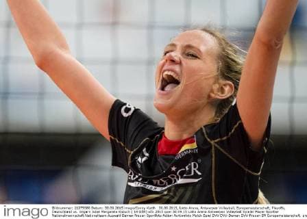 30.09.2015, Lotto Arena, Antwerpen Volleyball, Europameisterschaft, Playoffs, Deutschland vs. Ungarn Jubel Margareta Kozuch ( 14 GER)