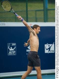 SHENZHEN, CHINA - OCTOBER 01: (CHINA OUT) Tomas Berdych of Czech Republic attends a training session during day four of the 2015 Shenzhen Open ATP Tennis Herren World Tour at Longgang Sports Center on October 1, 2015 in Shenzhen, Guangdong Province of China.  CFP473705008 