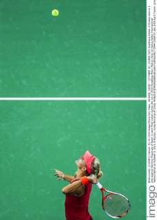 WUHAN, CHINA - OCTOBER 02: (CHINA OUT) Angelique Kerber of Russia returns a shot against Garbine Muguruza of Spain in semi-final match during day six of 2015 Dongfeng Motor Wuhan Open at Optics Valley International Tennis Center on October 2, 2015 in Wuhan, Hubei Province of China.  CFP473769731 