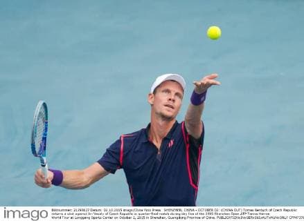 SHENZHEN, CHINA - OCTOBER 02: (CHINA OUT) Tomas Berdych of Czech Republic returns a shot against Jiri Vesely of Czech Republic in quarter-final match during day five of the 2015 Shenzhen Open ATP Tennis Herren World Tour at Longgang Sports Center on October 2, 2015 in Shenzhen, Guangdong Province of China.  CFP473760299 