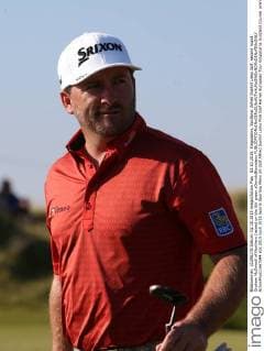 02.10.2015. Kingsbarns, Scotland. Alfred Dunhill Links Golf, second round. Graham McDowell of Northern Ireland on the 6th green xDavidxBlunsdenx  ActionPlus11667544
