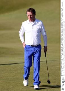 02.10.2015.Kingsbarns, Scotland. Alfred Dunhill Links Golf, second round. AP McCoy on the 6th green xDavidxBlunsdenx  ActionPlus11667563