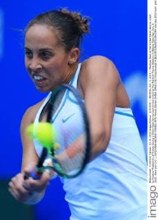 (151003) -- BEIJING, Oct. 3, 2015 -- Madison Keys of the United Sates returns a ball to Kristina Mladenovic of France during a China Open tennis tournament match at the National Tennis Stadium in Beijing Saturday, Oct. 3, 2015. Keys won 2-0. ) (SP)CHINA-BEIJING-TENNIS WTA Tennis Damen CHINA OPEN (CN) XingxGuangli 