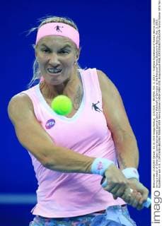 (151003) -- BEIJING, Oct. 3, 2015 -- Svetlana Kuznetsova of Russia returns a ball during a match of China Open tennis tournament against Carina Witthoeft of Germany at the National Tennis Stadium in Beijing, Oct. 3, 2015. Kuznetsova won 2-0. ) (SP)CHINA-BEIJING-TENNIS WTA Tennis Damen CHINA OPEN (CN) XingxGuangli 