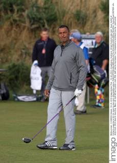 03.10.2015. Kingsbarns, Scotland. Alfred Dunhill Links Golf. Ruud Gullitt of Holland prepares to hit his opening tee shot xDavidxBlunsdenx  ActionPlus11667824