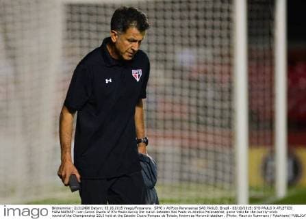 SPFC x Atl?tico Paranaense SAO PAULO, Brazil - 03 10 2015: S?O PAULO X ATLETICO PARANAENSE- Juan Carlos Osorio of S?o Paulo during the match between Sao Paulo vs Atletico Paranaense, game valid for the twenty-ninth round of the Championship 2015 held at the Estadio Cicero Pompeu de Toledo, known as Morumbi stadium. (Photo: Mauricio Rummens FotoArena)  Maur?cioxRummens