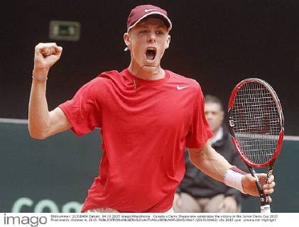 Canada s Denis Shapovalov celebrates the victory in the Junior Davis Cup 2015 Final match. October 4, 2015.  (2015100462)