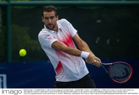 SHENZHEN, CHINA - OCTOBER 04: (CHINA OUT) Marin Cilic of Croatia returns a shot against Feliciano Lopez Diaz-Guerra of Spain during semi-final match on day seven of the 2015 Shenzhen Open ATP Tennis Herren World Tour at Longgang Sports Center on October 4, 2015 in Shenzhen, Guangdong Province of China.  CFP473856667 
