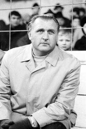 Trainer Heinz Elzner (SSV Jahn Regensburg)