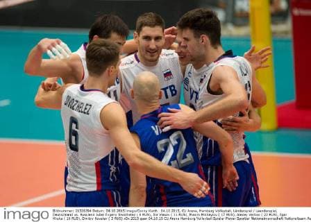 04.10.2015, CU Arena, Hamburg Volleyball, Länderspiel Laenderspiel, Deutschland vs. Russland Jubel Evgeny Sivozhelez ( 6 RUS), Ilia Vlasov ( 11 RUS), Maxim Mikhaylov ( 17 RUS), Alexey Verbov ( 22 RUS), Egor Kliuka ( 16 RUS), Dmitry Kovalev ( 3 RUS)