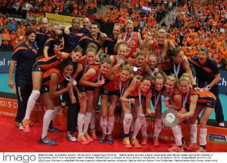 Netherland s Women s team celebrates with Silver medal during the Women s EuroVolley 2015 final volleyball match between Netherlands vs Russia at Ahoy Arena in Rotterdam on October 4, 2015. imago Paulo Amorim