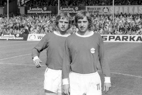Die Zwillinge Helmut und Erwin Kremers (beide Kickers Offenbach)