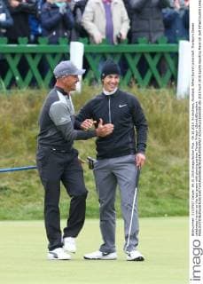 04.10.2015. St Andrews, Scotland. Alfred Dunhill Links Golf. Thorbjorn Olesen celebrates his win on the last green with playing partner Florian Fritsch xDavidxBlunsdenx  ActionPlus11669200