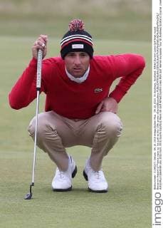 04.10.2015. St Andrews, Scotland. Alfred Dunhill Links Golf final round. Benjamin Hebert of France sizes up his putt at the 15th green xDavidxBlunsdenx  ActionPlus11669290