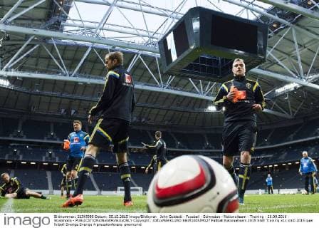 John Guidetti - Fussball - Schweden - Nationalteam - Training - 2ß.09.2016 - Stockholm -  Copyright: JOELxMARKLUND BB151005JM027