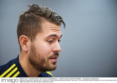 151006 Torwart Kristoffer Nordfeldt - Training der schwedischen Nationalmannschaft 6 oktober 2015 i Stockholm.  Copyright: JOELxMARKLUND BB151006JM020
