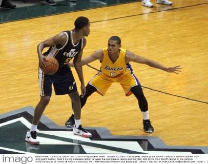 October 6, 2015 - Los Angeles Lakers guard Jordan Clarkson 6 defends against Utah Jazz guard Rodney Hood 5 during preseason action between the Los Angeles Lakers and the Utah Jazz at the Stan Sheriff Center on the campus of the University of Hawaii at Manoa in Honolulu, HI. - NBA Basketball Herren USA Basketball: Lakers v Jazz OCT06 - ZUMAc04_