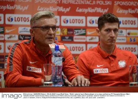 Polish national team Nationalteam at a press conference PK Pressekonferenz Adam Nawalka Robert Lewandowski Press conference of Polish National Football Team before qualifiers against Scotland nad Ireland on October 6, 2015 in Warsaw, Poland.  EN_01188505_0011