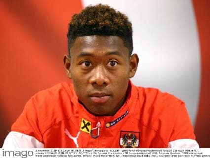 SOCCER - UEFA EURO EM Europameisterschaft Fussball 2016 quali, MNE vs AUT, preview VIENNA,AUSTRIA,07.OCT.15 - SOCCER - UEFA European Championship EM Europameisterschaft 2016, European Qualifiers, OEFB international match Länderspiel Montenegro vs Austria, preview, mixed zone of team AUT. Image shows David Alaba (AUT). Keywords: press conference PK Pressekonferenz GEPAxpictures xChristianxOrt