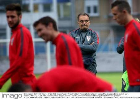 Aktuell Fußball, Training Nationalteam Kroatien PXL_Croatia national football team training, third day 07.10.2015., Kranjceviceva, Zagreb, Croatia - Croatia national football team training prior to European qualifiers against Bulgaria and Malta. Croatian national coach Ante Cacic.  RobertxAnic PIXSELL