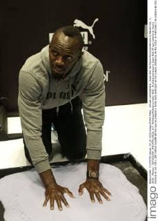 Aktuell Leichtathletik, Usain Bolt bei Puma-Promotiontermin in Mexiko Oct. 7, 2015 - Mexico - D07101505. JPG.MÃ‰XICO, D.F. Athletics Atletismo-Usain Bolt.- El atleta jamaiquino Usain Bolt âÄ que ostenta el record mundial en los 100 y 200 metros lisosâÄ afirma que se prepara a fondo para participar en los Juegos Olímpicos de Río 2016; el miércoles 7 de octubre de 2015 durante la presentación de una campaña promocional en una tienda departamental en Polanco, al poniente de la Ciudad de México. Foto: Agencia EL UNIVERSAL Usain Bolt Visits Mexico City  - ZUMAu78_