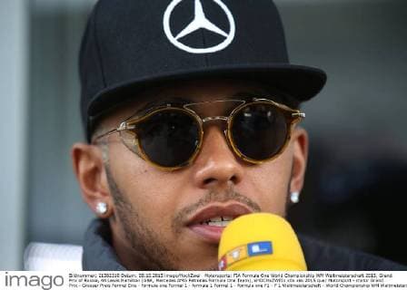Motorsports: FIA Formula One World Championship WM Weltmeisterschaft 2015, Grand Prix of Russia, 44 Lewis Hamilton (GBR, Mercedes AMG Petronas Formula One Team), xHOCHxZWEIx