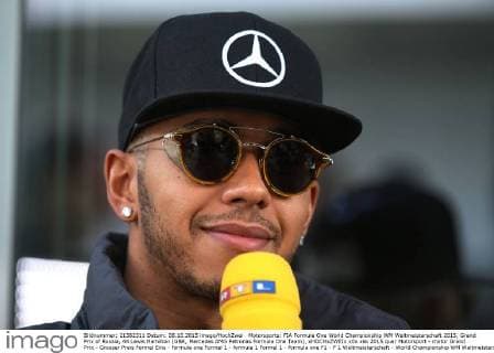 Motorsports: FIA Formula One World Championship WM Weltmeisterschaft 2015, Grand Prix of Russia, 44 Lewis Hamilton (GBR, Mercedes AMG Petronas Formula One Team), xHOCHxZWEIx