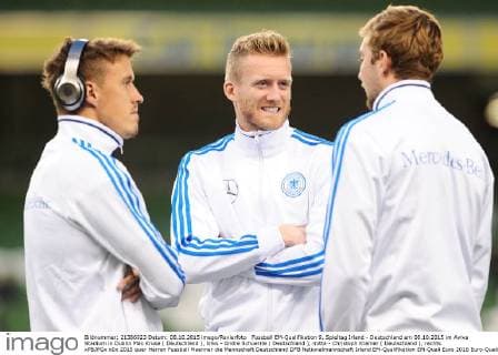 Fussball EM-Qualifikation 9. Spieltag Irland - Deutschland am 08.10.2015 im Aviva Stadium in Dublin Max Kruse ( Deutschland ), links - Andre Schuerrle ( Deutschland ), mitte - Christoph Kramer ( Deutschland ), rechts xPBJPGx