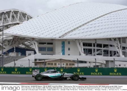 Motorsports: FIA Formula One World Championship WM Weltmeisterschaft 2015, Grand Prix of Russia, 6 Nico Rosberg (GER, Mercedes AMG Petronas Formula One Team), xHOCHxZWEIx