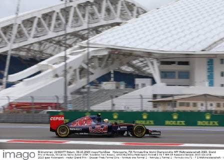 Motorsports: FIA Formula One World Championship WM Weltmeisterschaft 2015, Grand Prix of Russia, 55 Carlos Sainz Junior (ESP, Scuderia Toro Rosso), xHOCHxZWEIx