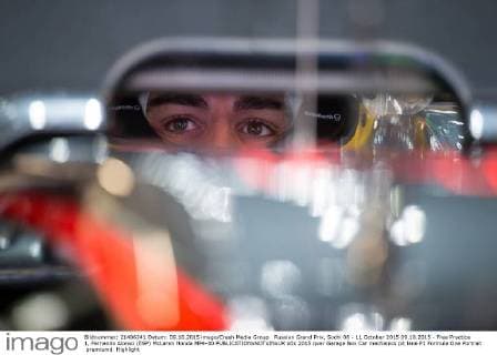 Russian Grand Prix, Sochi 08 - 11 October 2015 09.10.2015 - Free Practice 1, Fernando Alonso (ESP) McLaren Honda MP4-30 