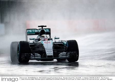 Russian Grand Prix, Sochi 08 - 11 October 2015 09.10.2015 - Free Practice 1, Lewis Hamilton (GBR) Mercedes AMG F1 W06 