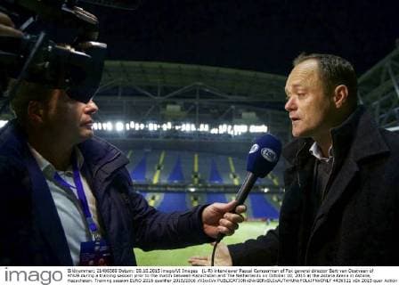 (L-R) interviewer Pascal Kamperman of Fox general director Bert van Oostveen of KNVB during a training session prior to the match between Kazachstan and The Netherlands on October 10, 2015 at the Astana Arena in Astana, Kazachstan. Training session EURO 2016 qualifier 2015 2016 xVIxxIVx 4436521