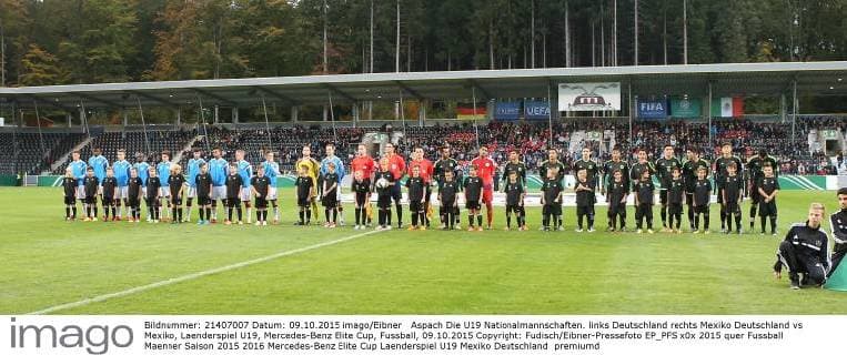Aspach Die U19 Nationalmannschaften. links Deutschland rechts Mexiko Deutschland vs Mexiko, Laenderspiel U19, Mercedes-Benz Elite Cup, Fussball, 09.10.2015 Copyright: Fudisch Eibner-Pressefoto EP_PFS