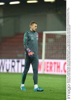 Turkish National Football Team players a training session in Prague, Czech Republic, on October 09, 2015. Tukey will face Czech Republic in the UEFA EURO EM Europameisterschaft Fussball 2016 qualifying soccer match on October 10, 2015. Pictured: Goalkeeper Mert Gunok 