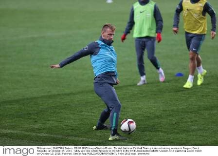 Turkish National Football Team players a training session in Prague, Czech Republic, on October 09, 2015. Tukey will face Czech Republic in the UEFA EURO EM Europameisterschaft Fussball 2016 qualifying soccer match on October 10, 2015. Pictured: Serdar Aziz 