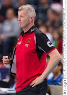 09.10.2015, Armeec Arena, Sofia Volleyball, Europameisterschaft, Vorrunde, Deutschland vs. Bulgarien Vital Heynen (Bundestrainer Trainer GER) enttäuscht enttaeuscht traurig
