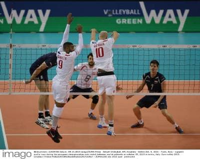 Aktuell Volleyball, EM, Kroatien - Italien Oct. 9, 2015 - Turin, Italy - ngapeth and le roux during the european championships man match between and at palavela on october 09, 2015 in torino, italy. Euro volley 2015: Croatia V France  - ZUMAn230