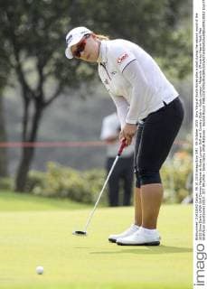 09 October 2015: Amy Yang of South Korea play a shot during the second round of the 2015 Sime Darby LPGA Golf Damen Malaysia at Kuala Lumpur Golf and Country Club in Kuala Lumpur, Malaysia. (Photo by Hazrin Yeob Men Shah Icon Sportswire) GOLF: OCT 09 LPGA - Sime Darby LPGA Malaysia - Second Round Icon3781510095971 EDITORIAL USE ONLY