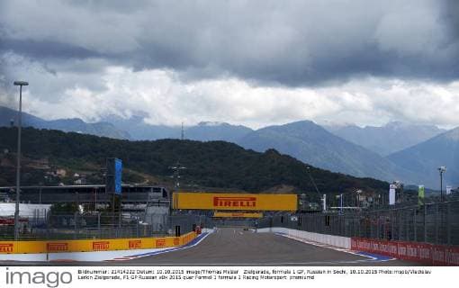 Zielgerade, formula 1 GP, Russian in Sochi, 10.10.2015 Photo:mspb Vladislav Larkin Zielgerade, F1 GP Russian