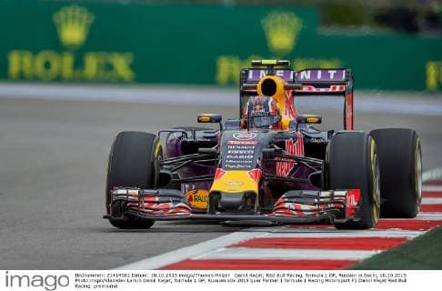 Daniil Kwjat; Red Bull Racing, formula 1 GP, Russian in Sochi, 10.10.2015 Photo:mspb Vladislav Larkin Daniil Kwjat; formula 1 GP, Russian