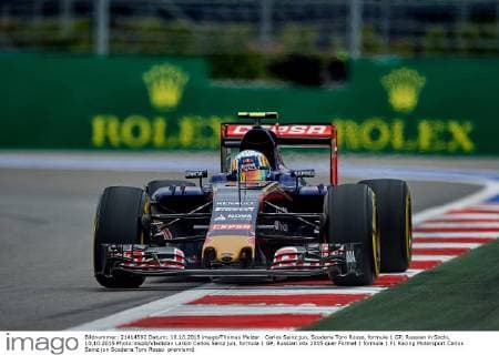 Carlos Sainz jun, Scuderia Toro Rosso, formula 1 GP, Russian in Sochi, 10.10.2015 Photo:mspb Vladislav Larkin Carlos Sainz jun, formula 1 GP, Russian